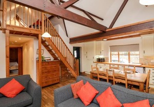 3 Home Farm South