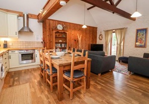 3 Home Farm South