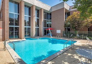 3-Star Hotel ∙ Clarion Inn Sheffield Muscle Shoals
