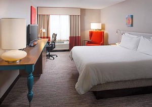 3-Star Hotel ∙ Hilton Garden Inn Colorado Springs