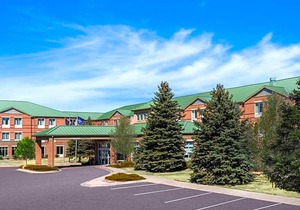3-Star Hotel ∙ Hilton Garden Inn Colorado Springs