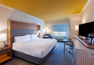 3-Star Hotel ∙ Holiday Inn & Suites McKinney - N Allen, an IHG Hotel