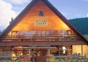 3-Star Hotel ∙ Kohl's Ranch Lodge