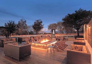 3-Star Hotel ∙ Hilton Burlington Lake Champlain