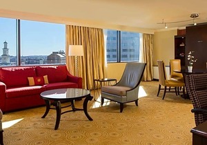 3-Star Hotel ∙ Baltimore Marriott Inner Harbor at Camden Yards