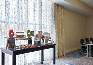 3-Star Hotel ∙ Baltimore Marriott Inner Harbor at Camden Yards