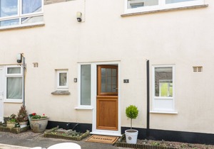 3 THORNLEA MEWS, family friendly, with a garden in Hope Cove