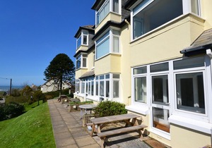 3 West Park Apartment