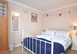 3 West Park Mews - Two Bedroom House, Sleeps 6