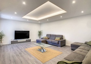 300 m² Villa ∙ 4 bedrooms ∙ 8 guests