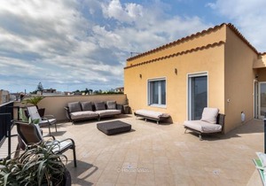 300 m² Villa ∙ 5 bedrooms ∙ 6 guests