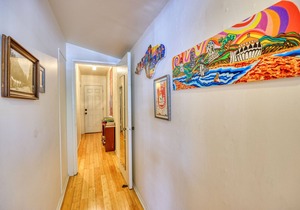 302CL: Spacious 2 Story Home, Outdoor Deck, 2 Blocks to Beach & Shops, WIFI - 30