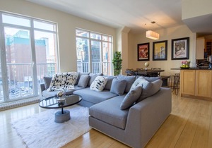 #303-2015 · Lofty Downtown Apartment 100 Walk Score in Montreal