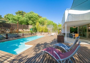 318 m² Villa ∙ 4 bedrooms ∙ 8 guests