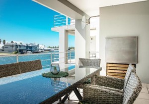 33 Kingston Place, Marina Martinique
