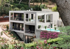 340 m² Villa ∙ 4 bedrooms ∙ 8 guests