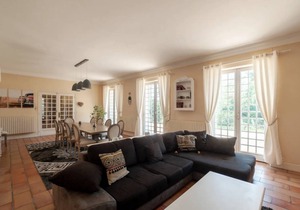 345 m² House ∙ 5 bedrooms ∙ 15 guests