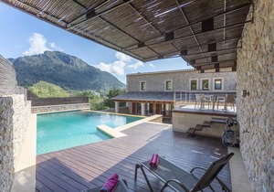 356 m² Villa ∙ 4 bedrooms ∙ 6 guests