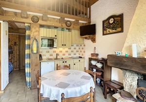 35m² Duplex near Combloux center, 4 beds, balcony, close to slopes