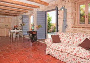 4 bedroom accommodation in Koromacno