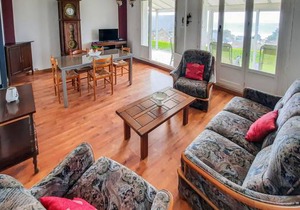4 bedroom accommodation in Plomodiern