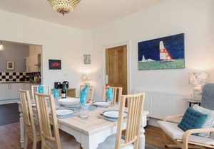 4 bedroom accommodation in Freshwater Bay