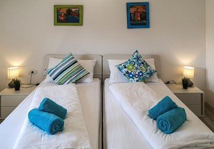 4 bedroom accommodation in Putini