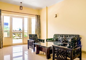 4-BR apartment in Sec-39, Gurgaon, by GuestHouser 18888