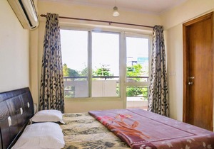 4-BR apartment in Sec-39, Gurgaon, by GuestHouser 18888