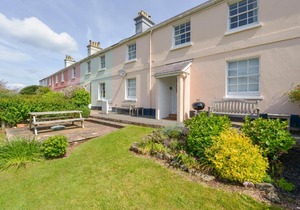 4 Coastguards Cottage