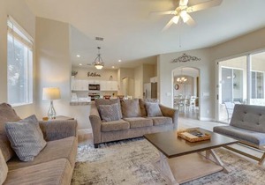 4 Mi to Riparian Preserve Mesa Abode with Hot Tub