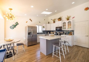 4-min to Kierland, Heated Pool & Outdoor Dining, Scottsdale Gem