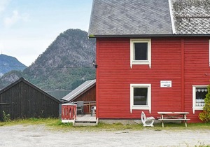 4 person holiday home in Måndalen