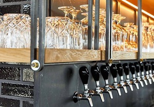 4-Star Hotel ∙ Hotel Revival Baltimore, part of JdV by Hyatt