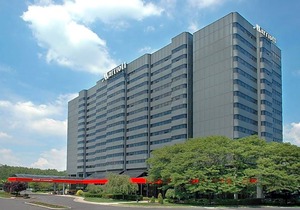 4-Star Hotel ∙ Teaneck Marriott at Glenpointe