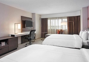 4-Star Hotel ∙ Teaneck Marriott at Glenpointe
