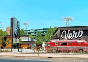 4-Star Hotel ∙ The Verb Hotel