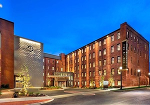 4-Star Hotel ∙ The Wilbur Lititz, Tapestry Collection By Hilton