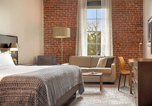 4-Star Hotel ∙ The Wilbur Lititz, Tapestry Collection By Hilton