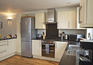 4 West Park Mews, Kingsbridge