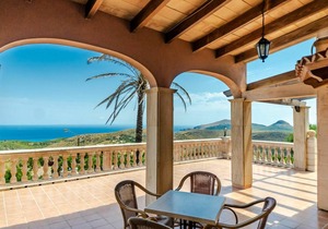 400 m² Villa ∙ 5 bedrooms ∙ 10 guests