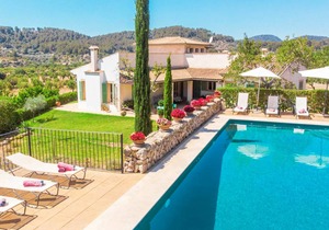 400 m² Villa ∙ 6 bedrooms ∙ 12 guests