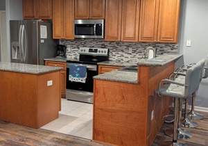 4106 Palms, 1st floor, 3-bedroom, check out the reduced fall pricing