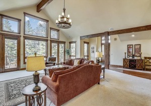 442 m² House ∙ 4 bedrooms ∙ 12 guests