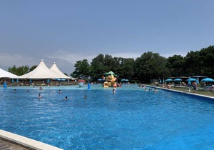 45 m² Resort ∙ 2 bedrooms ∙ 6 guests