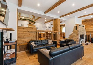 450 m² House ∙ 9 bedrooms ∙ 20 guests