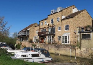 47 Skipper Way - Little Paxton