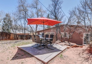 4BR Mtn Dream ❄ Fireplace, Patio