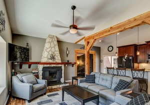 4BR Mtn Dream ❄ Fireplace, Patio