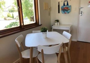 5 A Rose In South Perth 1br For2 Parking